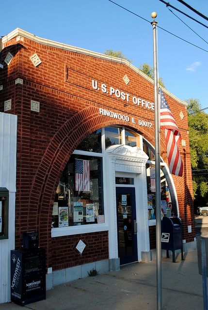 Small town Post Office. by Cragin Spring, via Flickr Customer Appreciation Day, Small Towns Usa, Old Post Office, Town Building, Small Town America, I Love America, American Living, Stay The Night, Gas Station