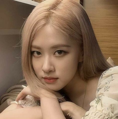 K Pop, Rosé Selca, Rose Pic, Rosé Lq, Rosé Icons, Park Rosé, Rosé And