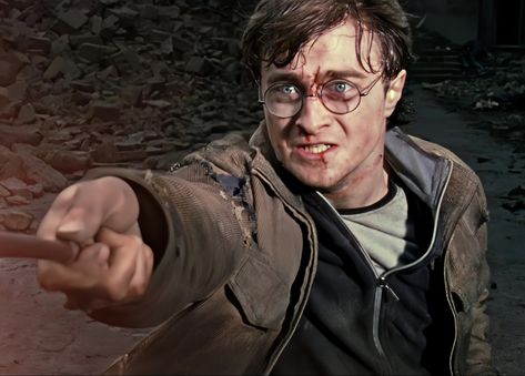 Harry Potter and the Deathly Hallows part 2 →2011 Hogwarts Song, The Battle Of Hogwarts, Battle Of Hogwarts, Cant Hold Us, Deathly Hallows Part 2, Can't Hold Us, The Deathly Hallows, Harry Potter Deathly Hallows, Macklemore