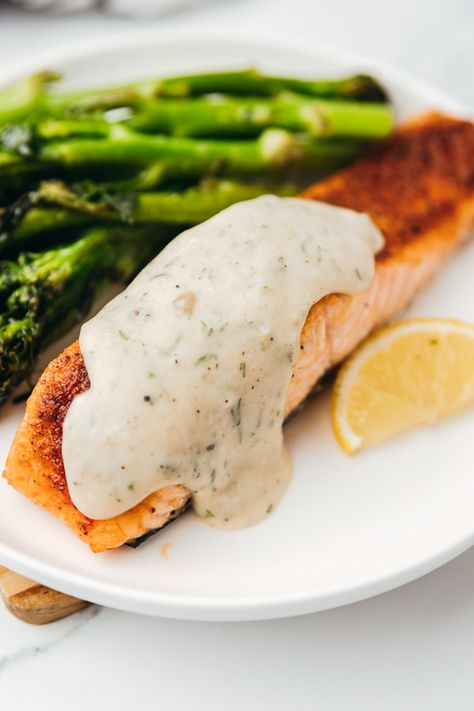 Creamy Dill Sauce For Salmon Salmon Recipes Dill, Creamy Dill Sauce For Salmon, Creamy Sauce For Fish, Salmon With Cream Sauce, Dill Cream Sauce, Dill Sauce For Salmon, Lemon Dill Sauce, Baked Salmon Recipe, Creamy Dill Sauce