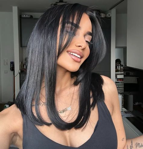 Cute Summer Haircuts: 25 Ideas for Women in Their 30s and 40s - Short to Long Hair Trends Black Lob With Bangs, Layers In Short Hair Shoulder Length, Black Hair Haircut Medium, Black Short Hair Layers, Hairstyles For 30 Year Old Women, Jet Black Hair Short, Long Bob Dark Hair, Long Hair To Short Hair Transformation, Haircuts For Women In Their 30s