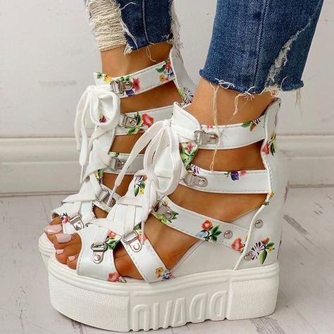 facf9f743b083008a894eee7baa16469desc52211746ri Sepatu Platform, Womens Summer Shoes Sandals, Summer Shoes Women, Lace High Heels, Heels Patterns, Heels Casual, Floral Wedges, High Sandals, Casual Wedges