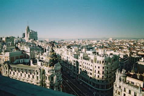 Madrid, Spain Film Camera Photography, Canon Ae 1, 35mm Photography, Film Photography 35mm, Love Film, Film Inspiration, Dream City, Cinematic Photography, European Summer