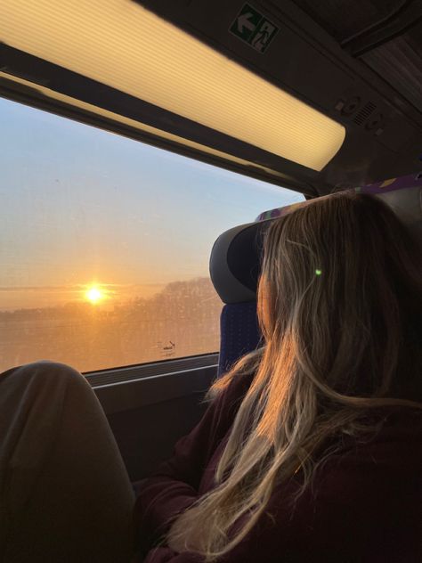 Go Train Aesthetic, Overnight Train Aesthetic, Eurostar Train Aesthetic, Traveling Train Aesthetic, Train Picture Ideas, Solo Traveling Aesthetic, European Train Aesthetic, Aesthetic Train Ride, Europe Tour Aesthetic