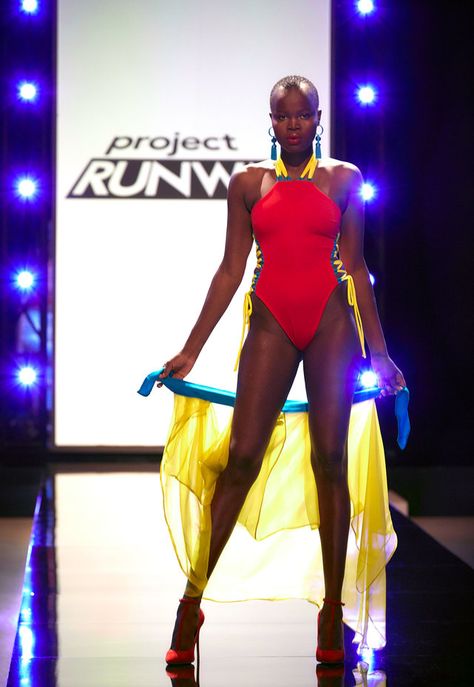 Project Runway Season 17 Episode 8 Recap | Project Runway Blog Nina Garcia, Portfolio Project, Morena Baccarin, Iconic Looks, Bethenny Frankel, Bravo Tv, Housewives Of New York, Project Runway, Christian Siriano