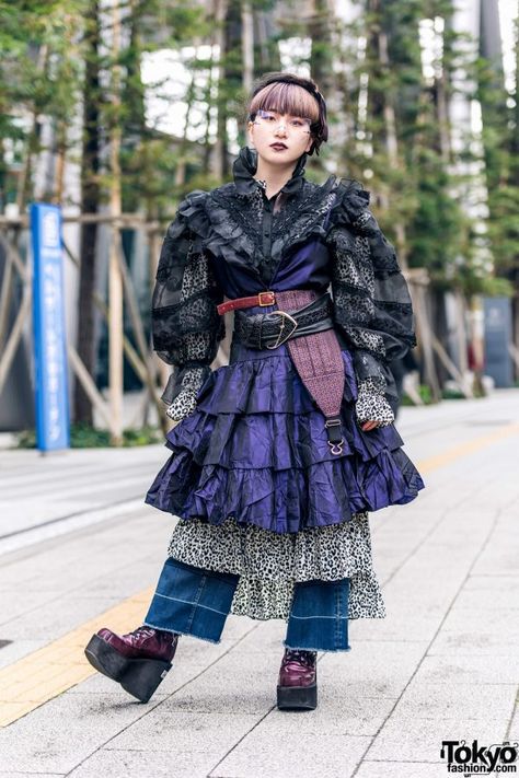 Layered Ruffles Tokyo Street Fashion w/ Birdcage Veil, Sheer Blouse, Multiple Belts, Kinji Vintage & Yosuke Boots Multiple Belts, Tokyo Fashion Street, Harajuku Street Style, Harajuku Street, Harajuku Fashion Street, Tokyo Street Fashion, Design Institute, Tokyo Street Style, Tokyo Street