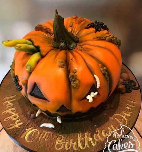 Jack O Lantern Cake, 10 Cake, 8 Cake, Halloween 3d, 3d Cakes, Pumpkin Cake, Whats App, Jack O, Beautiful Cakes