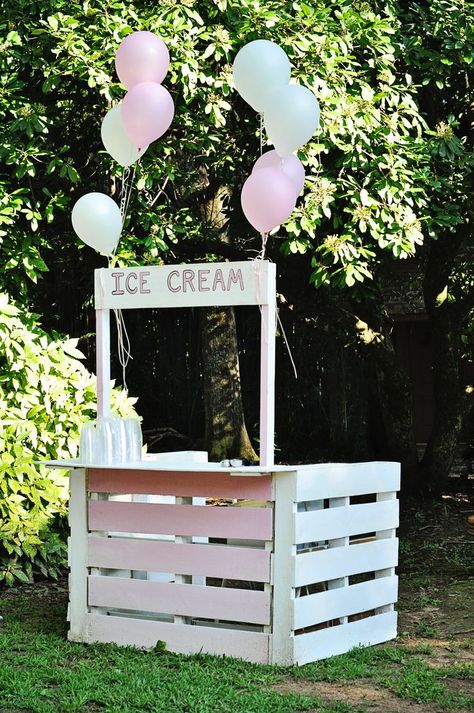 ice cream stand, Duncan Estate wedding www.DuncanEstate.com Ice Cream Stand Ideas, Diy Ice Cream Stand, Ice Cream Birthday Party Theme, Ice Cream Stand, Ice Cream Cart, Ice Cream Birthday Party, Ice Cream Theme, Diy Ice Cream