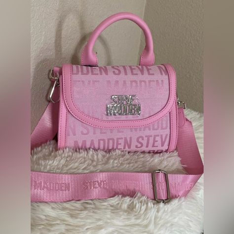 Nwt Steve Madden Antonino Handbag With Detachable Strap Steve Madden Pink Bag, Pink Steve Madden Purse, Cute Pink Purse, Pink Bogg Bag, Steve Madden Bags Handbags, Pink Purses, Pretty Purses, Pink Bags, Trendy Purses