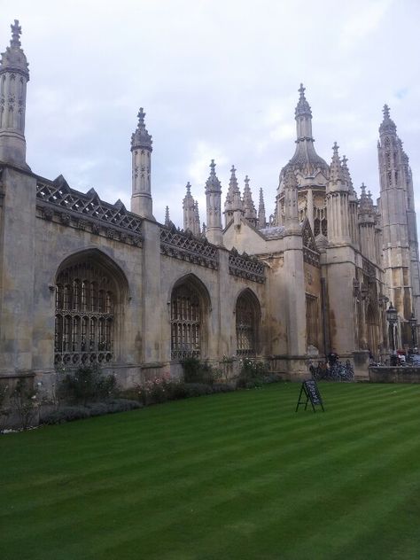 King's College Cambridge UK King's College Cambridge, Oxford Uk, Uk Trip, Cambridge Uk, King's College, Dream City, Travel Sites, England Uk, British Isles