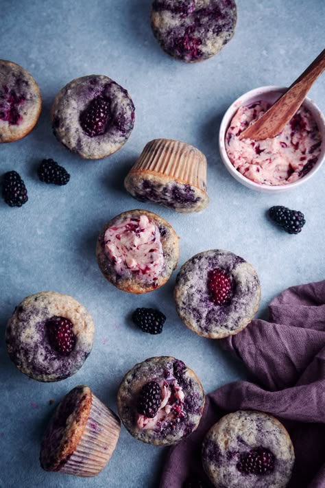 Vegan Birthday Muffins, Vegan Blackberry Muffins, Muffin Monday, Blackberry Muffins, Peach Cobbler Muffins, Blackberry Muffin, Blackberry Lemon, Nature Cake, Healthy Cupcakes