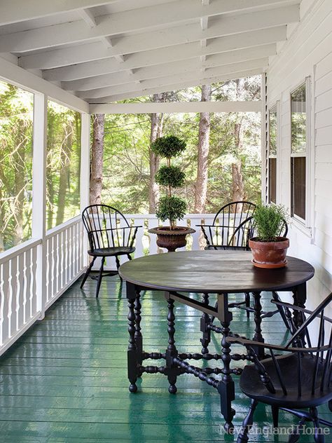 Deck Painting Ideas - 32 Colorfully Painted Decks and Porches Country Front Porches, Porch Paint, Deck Paint, Painted Floor, Porch Flooring, New England Homes, Home Porch, Porch Design, Floor Colors