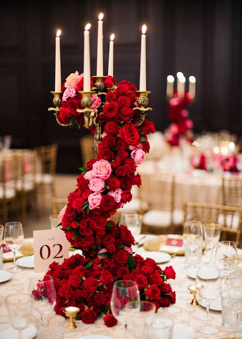 Classic Wedding Theme Ideas, Wedding Rehearsal Dinner Ideas Decor Table Decorations, Red Wedding Decorations Elegant, Rose Theme Party, Red Wedding Aesthetic, Red Wedding Theme Romantic, Moody Furniture, Red Summer Wedding, Wedding Table Flower Arrangements