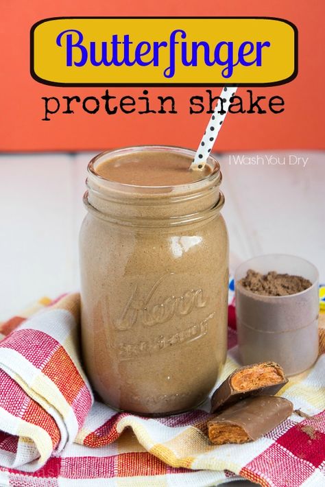 I'm guessing you have some chocolate protein powder hiding in the back of your pantry. Perhaps it found a spot on top of your fridge? There ya go! Pull it out, dust it off, and get ready to enjoy those morning protein shakes again because this Butterfinger Protein Shake will knock your socks off! Surprisingly, there are zero Butterfingers harmed in this delicious shake. The combination of chocolate protein powder, protein rich peanut butter, and a little bit of sugar free butterscotch pudding mi Protein Drink Recipes, Pancakes Protein, Peanut Butter Protein Shake, Premier Protein Shakes, Protein Shake Smoothie, Protein Smoothies, Premier Protein, Protein Powder Recipes, Liquid Diet