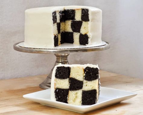 Checker Birthday Cake, Checkered Cake Inside, Black And White Checkered Cake, Checkered Birthday Cake, Checkered Flag Cake, Black And White Cake Ideas, Easy Homemade Treats, Checkered Cake, Chess Cake