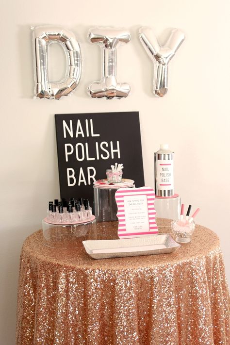 How to make a "DIY Nail Polish Bar"! Perfect for a bridal shower, bachelorette party or any girly party! Soirée Pyjama Party, Unique Bridal Shower Favors, Teen Sleepover, Girl Spa Party, Sleepover Birthday Parties, Girly Party, Girl Sleepover, Spa Birthday Parties, Spa Birthday