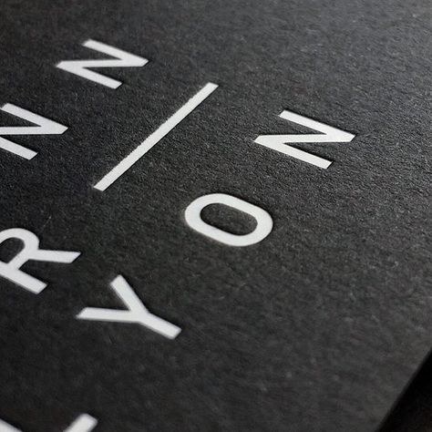 ✖️ Letterpress is one of the most beautiful print finishes, particularly for business cards, as a feature. We especially loved this #monochrome letterpress style from Dot Studios 😍 ✖️ #Branding #BeautifulBrands #Repost #DesignAppreciation #DesignInspo #Simple #GraphicDesign #Designer #LogoDesign #ZC #Zambesi #PrintDesign #Letterpress #PrintInspiration Fashion Business Cards Creative, Black And White Business Cards, Debossed Business Card, Black Business Cards, Create A Business Logo, Colorplan Paper, Brand Colour Schemes, Thick Business Cards, London Gallery