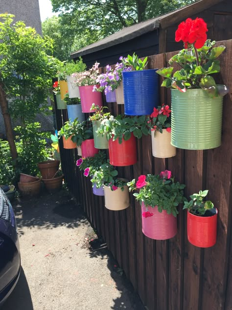 Cans As Planters, Soda Can Planters, Can Planters Diy, Tin Can Garden Ideas, Tin Can Planters, Can Planters, Repurposed Planter, Start A Vegetable Garden, Modern Planters Outdoor