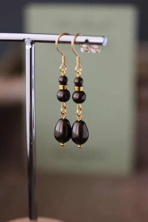 Pearl Earrings Drop, Brown Pearl Earrings, Feminine Earrings, Mother Christmas Gifts, Dark Chocolate Brown, Earrings Christmas, Gift For Mother, Earrings Drop, Earring Hooks