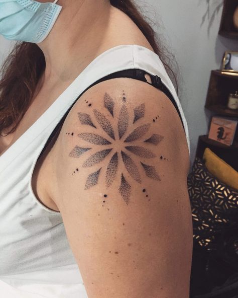 Dot Ornament Tattoo, Dot Work Shoulder Tattoo, Black Dot Tattoo, Chakra Tattoo Chest, Dot Style Tattoo, Dotwork Tattoo Mandala Dots, Dotted Tattoo Design, Dot Tattoos For Women, Dot Work Mandala Tattoo