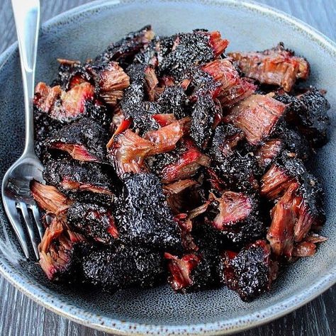 beef cheeks - Messy Benches Beef Cheeks Recipe, Best Freeze Dried Food, Pork Cheeks, Beef Short Rib Recipes, Beef Brisket Recipes, Barbeque Recipes, Beef Cheeks, Pellet Grill Recipes, Grilled Steak Recipes