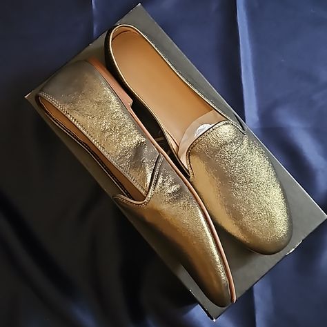 New In Box J. Crew Metallic Suede Loafers Women's Size 8 Metallic Gold Black Suede Loafers Women, Fur Loafers, Metallic Loafers, Suede Tassel, Tassel Loafers, Suede Loafers, Pointed Toe Flats, Leather Ballet Flats, Penny Loafers