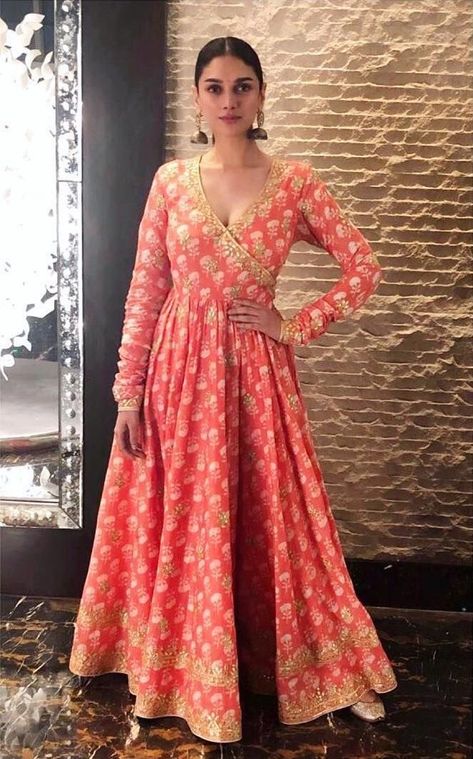 Sabyasachi Dress, Banarasi Gown, Aditi Rao Hydari, Aditi Rao, Indian Designer Suits, Indian Gowns Dresses, Indian Gowns, Ethnic Outfits, Party Wear Indian Dresses