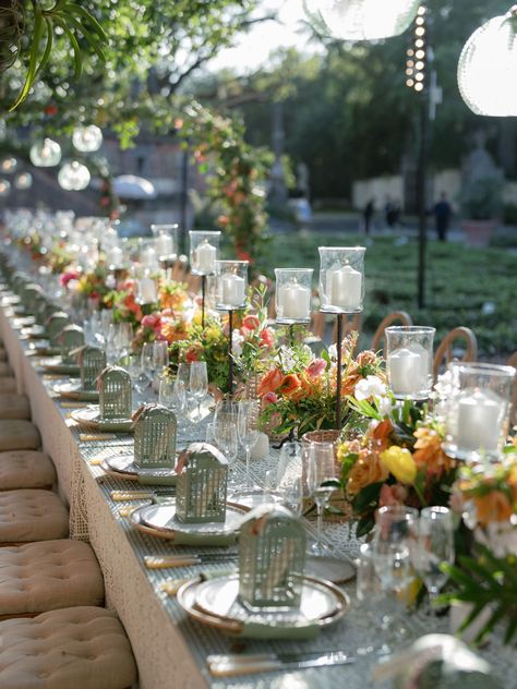 Long table for garden recpetion dinner Long Dinner Table Wedding, Long Dinner Table, Table Florals, Miami Gardens, Table Wedding, Long Table, Dinner Table, Garden Wedding, Wedding Table