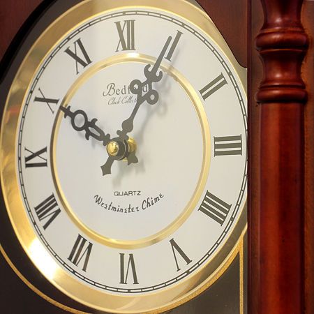 Wall decor with clock