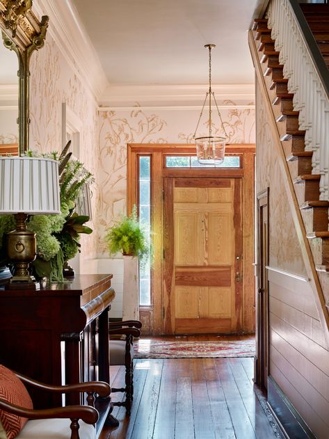 Antebellum Homes Interior, James Farmer Interiors, Entryway Styling, James Farmer, Antebellum Home, Cedar Shake Roof, Antebellum Homes, Homes Interior, Entry Hall