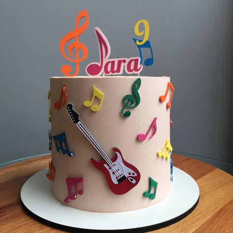 Music Birthday Party Theme, Music Cake Ideas, Music Birthday Cakes, Music Birthday Cake, Musical Cake, Bolo Musical, Boy Communion Cake, Trolls Birthday Cake, Music Themed Cakes