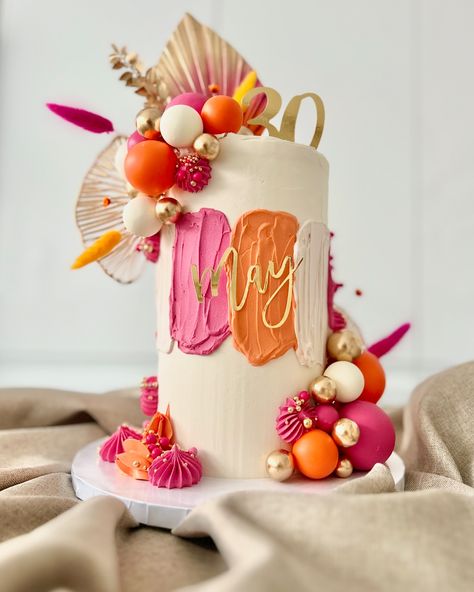 🩷 M A Y • 3 0 🧡 Absolutely obsessed with this colour palette, despite the weather, this cake is giving massive summer vibes! ☀️ DM or EMAIL to order 🩷🧡 #pinkandorange #pinkandorangecake #summervibes #summercake #30th #30thbirthday #30thbirthdaycake #birthday #birthdaycake #birthdaygirl #julybirthdays #cakedecorating #cakedesign #cakeideas #cakeinspiration #cakeinstagram #cakeinspo #cakestagram #cakecakecake #instacake #smallbakingbusiness #smallbakery #homebaker #essexcakes #essexcakemak... Forty Cake Ideas, Orange Birthday Theme, 34 Birthday Cake, Pink And Orange Cake, Colourful Birthday Cake, Mehndi Cake, Orange Birthday Cake, Colorful Birthday Cake, Thanksgiving Cake