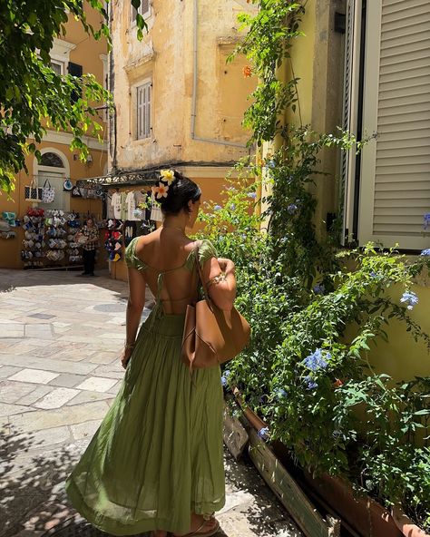 a day in the old town <3 @freepeople ad #freepeoplepartner #cottagecore #maxidress #backlessdress #pinterestinspired #pinterestaesthetic Italian Aesthetic Fashion, France Aesthetic Outfit, Nature Outfits, Ethereal Aesthetic, Australia Fashion, Creative Photoshoot Ideas, Fall Outfit Ideas, Tumblr Outfits, July 16