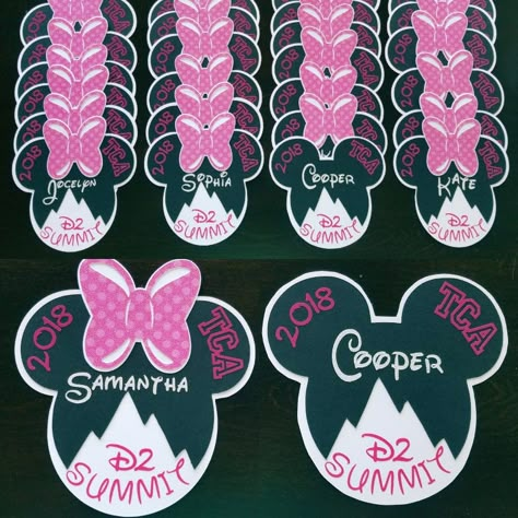 D2 Summit door decorations for Texas Cheer Allstars. Cardstock for all the shapes, vinyl for lettering. D2 Summit Cheer Shirts, Cheer Nationals Door Decorations, Disney Cheer Gifts, Summit Gifts Cheer, Cheer Allstars, Cheer Favors, Cali Allstars, Cheer Room Decor, Disney Window Decoration