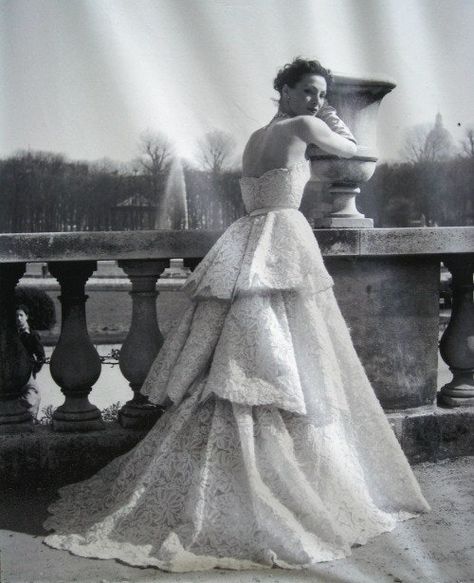 20 Vintage Wedding Dresses seen on Pinterest | Vogue Paris Fifties Wedding Dress, Dior 1950s, Dior Wedding Dresses, Dior 1947, Woman In A Dress, Chanel Wedding, Gown Designs, Jean Shrimpton, Jacques Fath