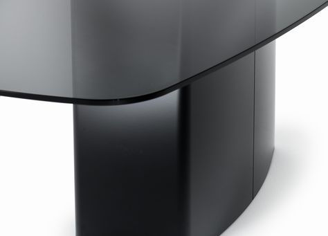 Aero (220x106) is a black gloss table. Laquered steel base, smoke grey tempered glass top thickness 12 mm, chamfered edge. Sizes: 2200x1060x750h Chamfered Edge, Office At Home, Italy Design, Black Gloss, Glass Top Table, Modern Dining Room, Meeting Room, Table Base, Modern Dining