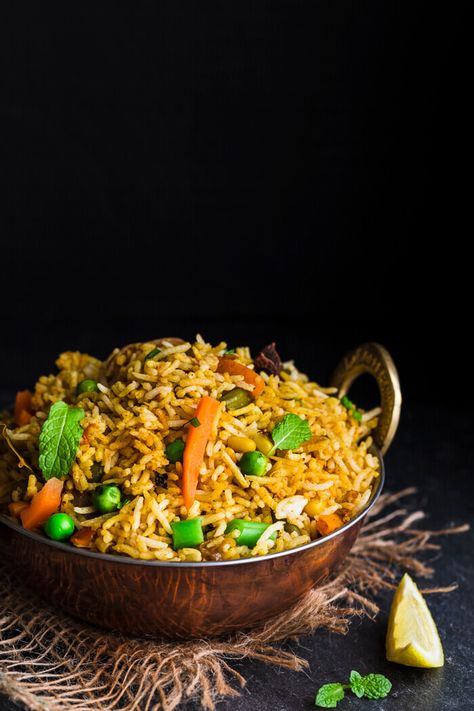 Restaurant style Vegetable Biryani Vegetarian Biryani, Vegetable Biryani Recipe, Vegetable Gravy, Vegetable Biryani, Veg Biryani, Indian Appetizers, Asian Inspiration, Biryani Recipe, Think Food