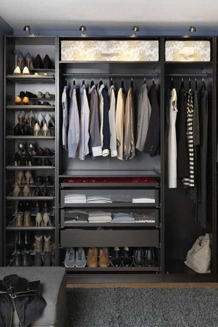 Modern closets are attractive and functional, adding beauty and comfort to everyday life and creating stylish, large, and small homes Organiser Son Dressing, Hiasan Dalaman Rumah, Dressing Design, Wardrobe Systems, Walking Closet, Bedroom Cupboard, Wardrobe Organisation, Open Closet, Men Closet