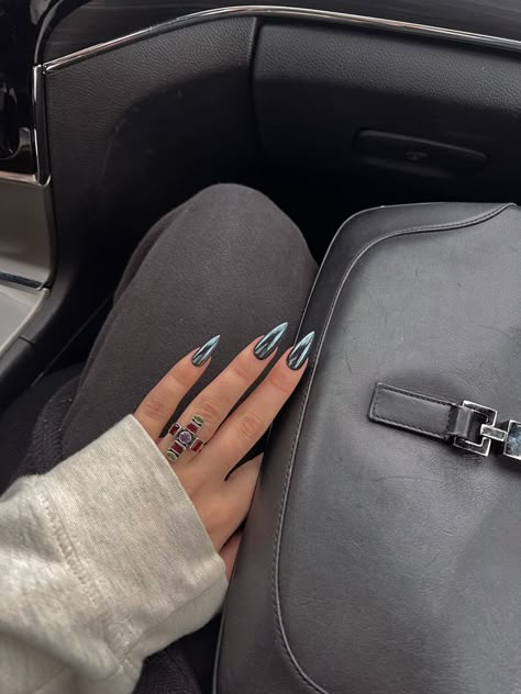 Black chrome nails gemstone cross ring vintage jewelry vintage Gucci Jackie bag Navy Hailey Bieber Nails, Grey Blue Chrome Nails, Dark Gray Chrome Nails, Dark Blue With Chrome Nails, Rhode Grey Chrome Nails, Black Chrome, Black Chrome Nails, Euphoria Nails, Blue Chrome Nails