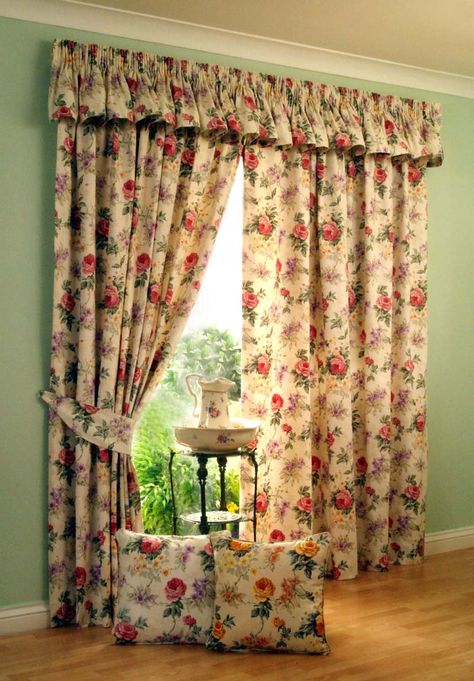 Flower Curtains, Extra Wide Curtains, Curtains Rods, Curtain Flower, Patterned Curtains, Wall Stains, Light Green Walls, Green Pillows Decorative, Bay Window Curtains