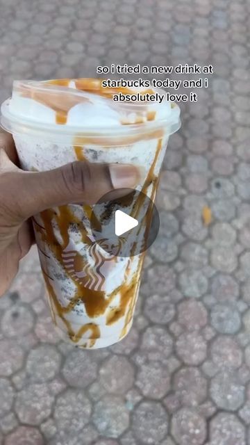 Starbucks Drink Menu, Starbucks Secret Menu Recipes, Cold Starbucks Drinks, Starbucks Drinks Diy, Secret Starbucks Recipes, Iced Starbucks Drinks, Coffee Recipes Starbucks, Secret Starbucks Drinks, Healthy Starbucks Drinks