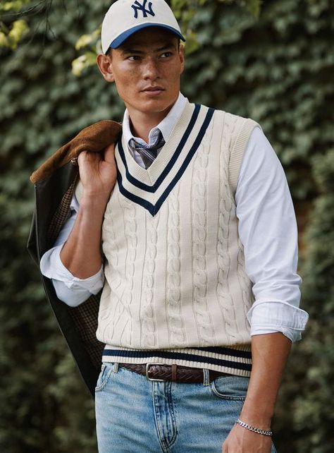 Cotton Vest Outfits Men, Vest Sweater Outfit Men, Preppy Outfits Men Aesthetic, Sweater Vests Men, 90s Preppy Fashion Men, Male Preppy Outfits, Autumn Aesthetic Outfit Men, 80s Preppy Men, Country Club Outfit Men