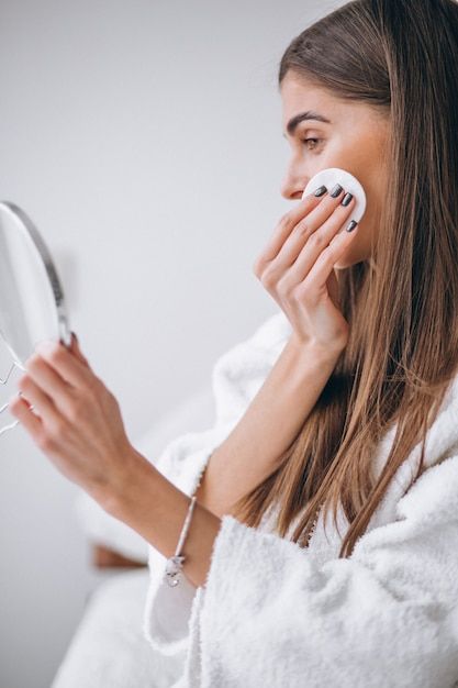 Free photo woman with mirror removing ma... | Free Photo #Freepik #freephoto #skin-care #facial-mask #beauty-care #facial-beauty Best Face Wipes, Sensitive Skin Routine, Upper Lip Hair, Face Wipes, Natural Acne Remedies, Gorgeous Skin, Lip Hair, Women Cosmetics, Skin Routine