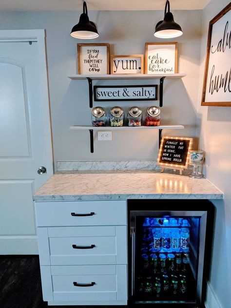 Rustic Snack Bar Ideas, Movie Room Furniture Ideas, Popcorn Area In House, Home Small Bar Ideas, Basement Popcorn Station, Corner Bar Ideas For Home Small Spaces, Basement Concession Stand, Media Room Snack Bar, Popcorn Machine In Home Decor