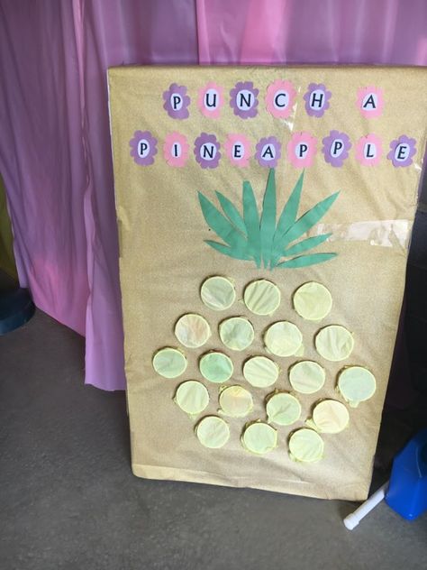 Luau Party Punch, Luau Games, Luau Party Games, Hawaii Birthday Party, Hawaii Themed Party, Moana Bebe, Tropical Birthday Party, Luau Party Decorations, Aloha Party