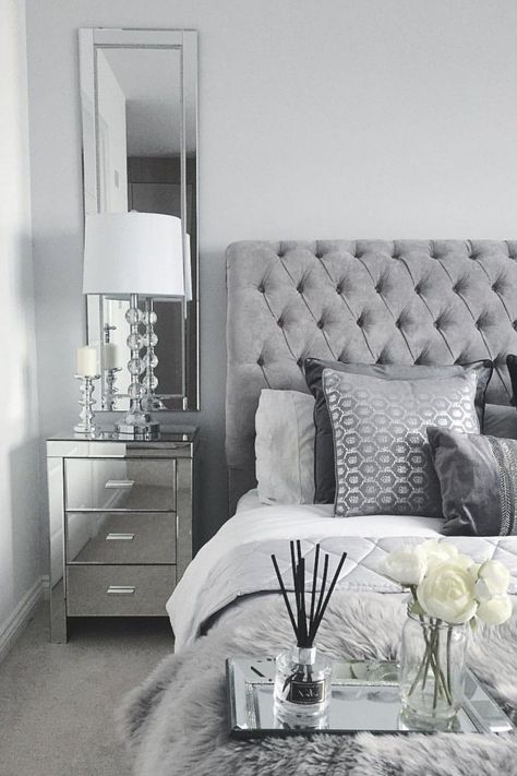 Grey Bling Bedroom Ideas, Gray And White Bedroom Wallpaper, Mirrored Furniture Bedroom Decor, Gray Headboard Bedroom, Bedroom Inspo Grey, Grey And Silver Bedroom Ideas, Grey And Silver Bedroom, Bedroom Inspiration Grey, White And Silver Bedroom