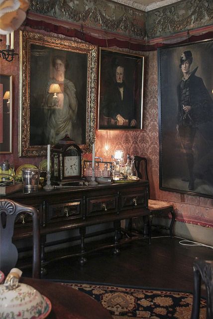 Southside House - Wimbledon | Flickr - Photo Sharing! Traditional Livingroom, Historical House, Baroque Interior, Old House Interior, Bleak House, Faux Walls, Royal Castle, English Interior, Victorian Interiors