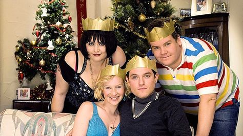 British Christmas Traditions, Christmas Meaning, Joanna Page, Larry Lamb, Ruth Jones, Rob Brydon, Gavin And Stacey, Christmas Memes, Ensemble Cast