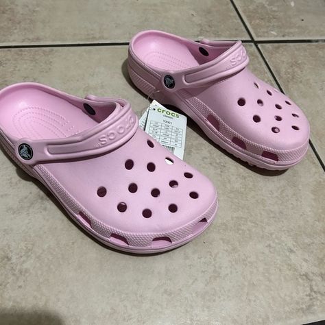 ballerina pink crocs- women 7 mens 5 Crocs Flip Flops, Crocs Women, Pink Crocs, Cream Sandals, Low Wedge Sandals, Ballerina Pink, Dress Flip Flops, Grey Sandals, Crocs Men