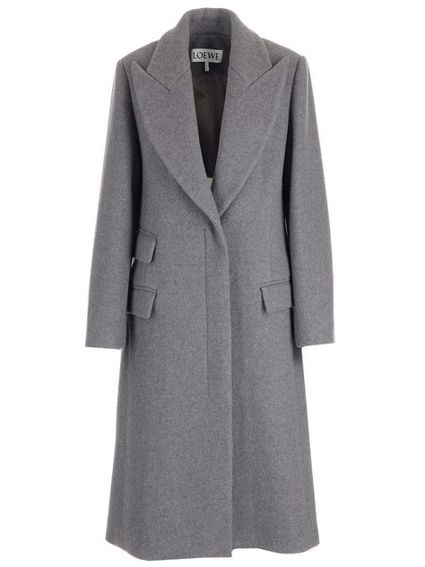 Single-breasted coat in gray wool and cashmere from Loewe featuring peak lapels, flap pockets and hidden half belt, concealed button closure. Regular fit. Loewe Coat, Long Coats For Women, Long Coat For Women, Trend Coat, Dressy Hats, Gray Wool Coat, Gray Coat, Elegant Coats, Wool Coats